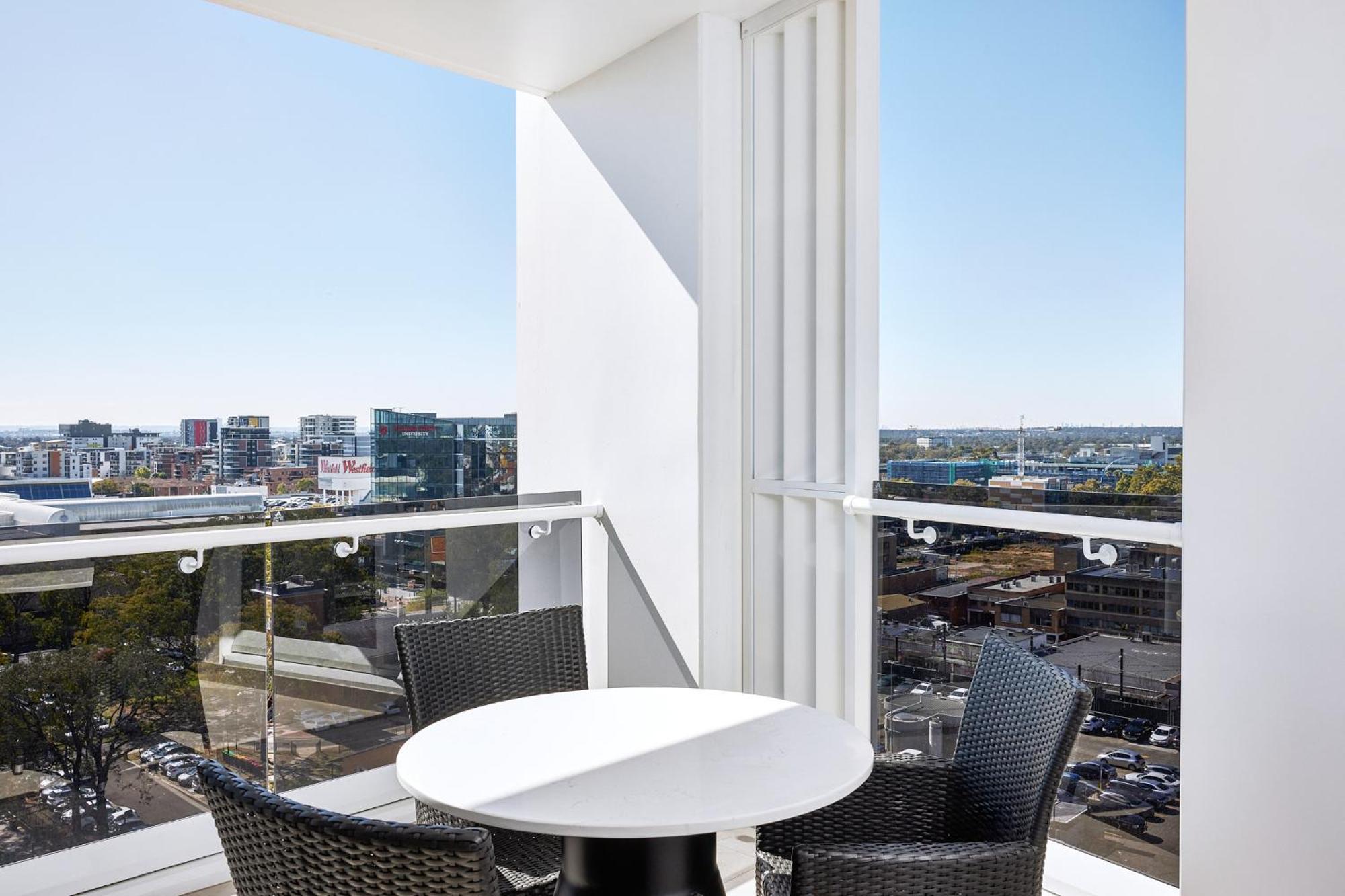 Hotel Meriton