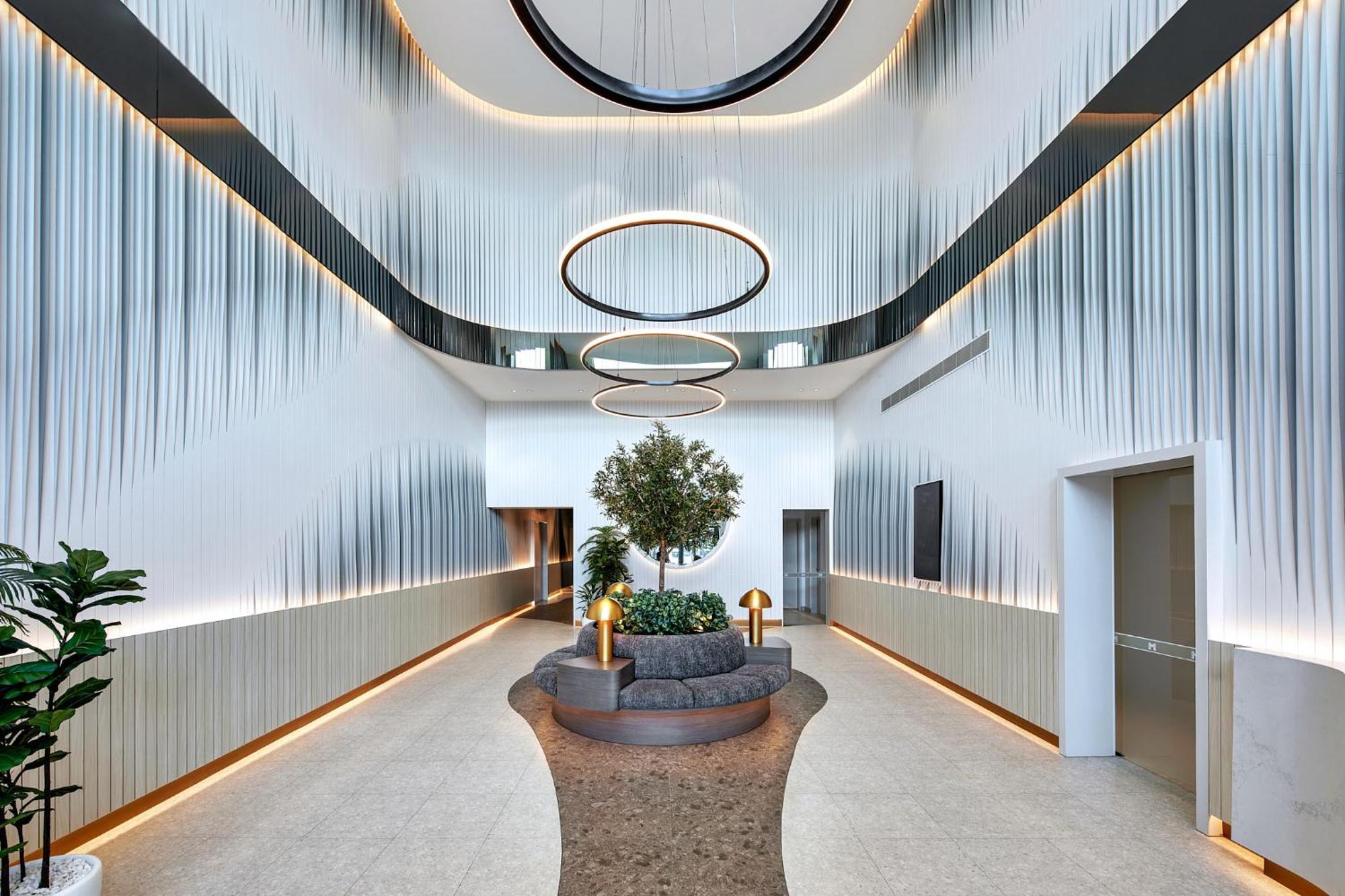 Meriton Hotel