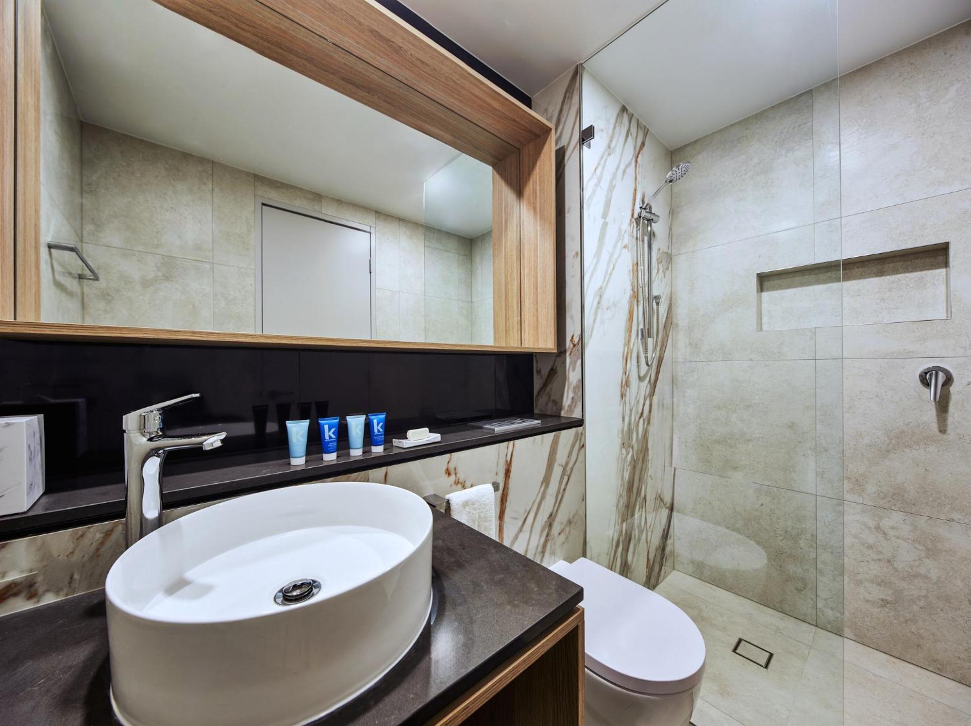 Meriton Hotel